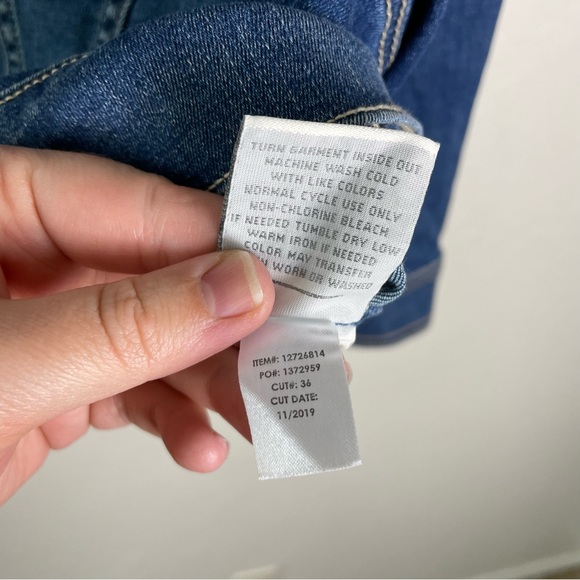 ❌SOLD Torrid Denim Crop Collarless Jacket 2X NWT 12726818 - Picture 12 of 13